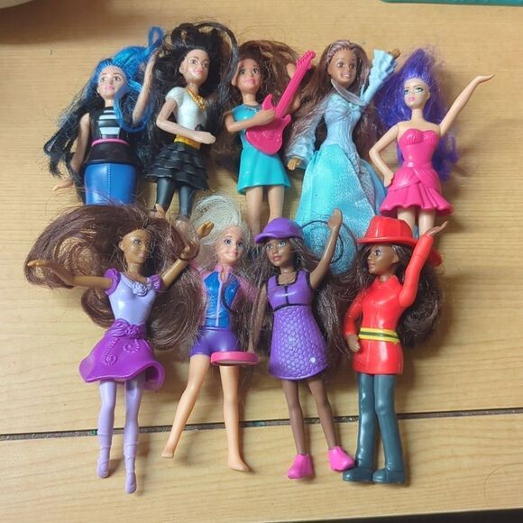 Mini Barbie Dolls Lot of 9 ~ McDonalds Happy Meal Toys - Picture 1 of 14